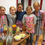 Viertklässler kochten für unsere Grundschüler.